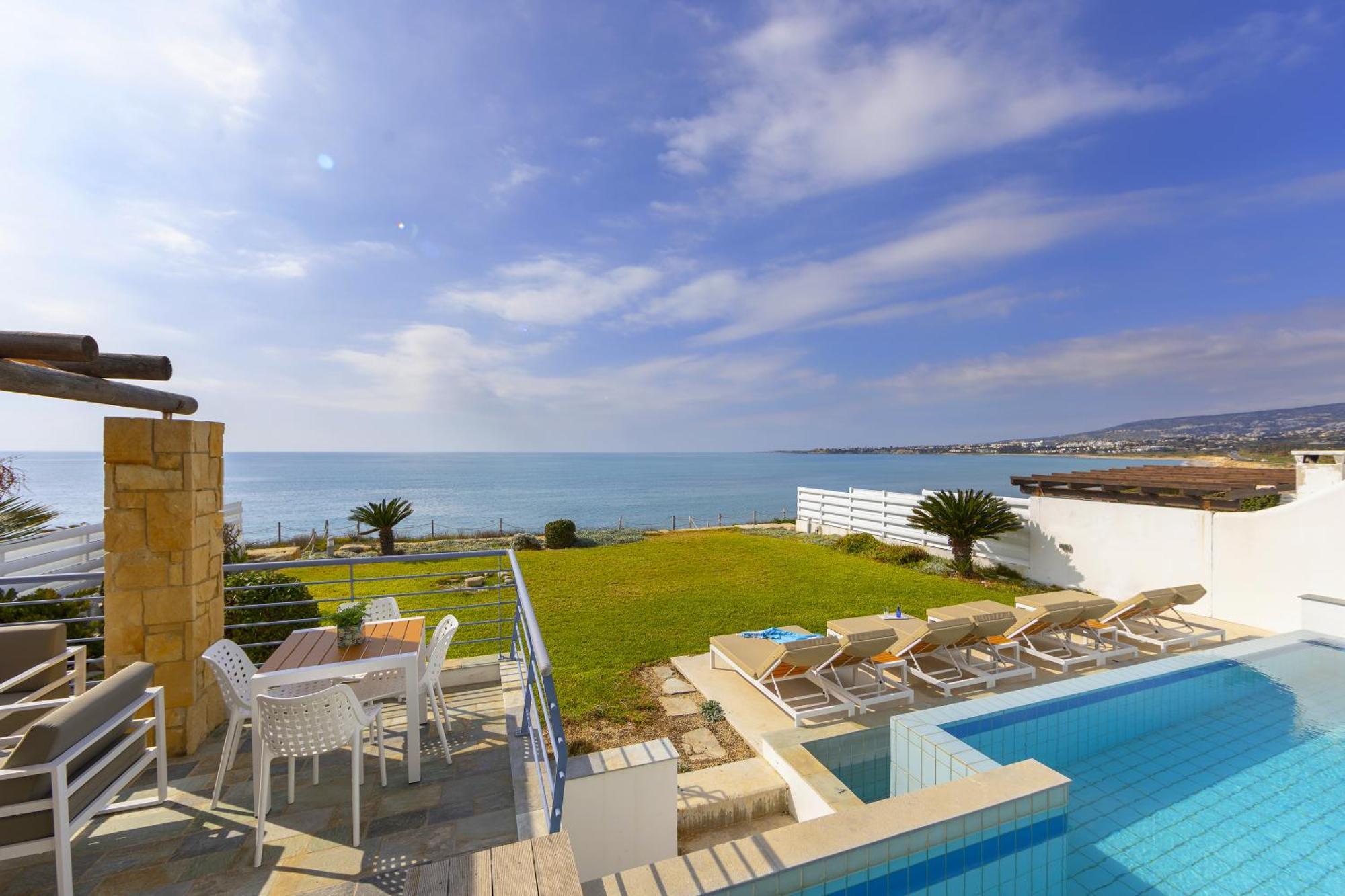 Blue Coral Beach Villas Three Exclusive Villas - Poseidon - Nautilus - Oceanos - And - Baby Coral Bungalow Coral Bay Exterior foto