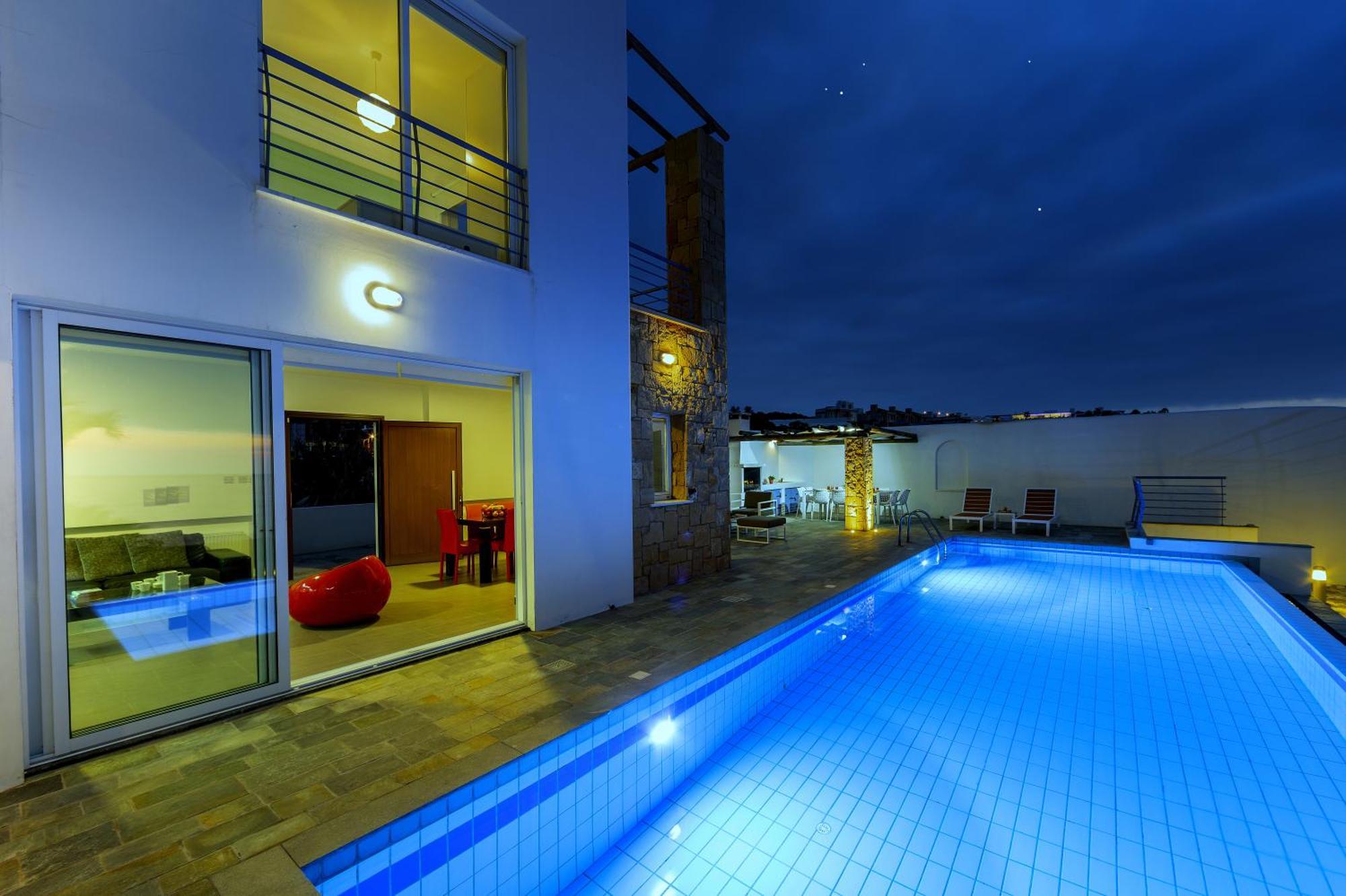 Blue Coral Beach Villas Three Exclusive Villas - Poseidon - Nautilus - Oceanos - And - Baby Coral Bungalow Coral Bay Exterior foto